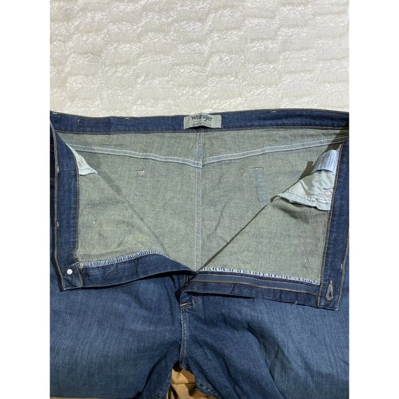 Wrangler Authentics Men's Size 48X34 Blue Denim - Picture 10 of 12